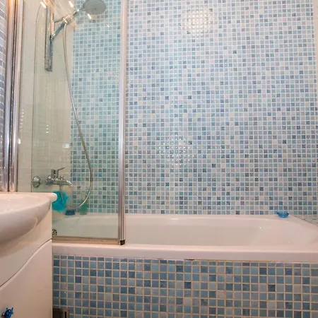3 Beaches With Free Parking Apartman *