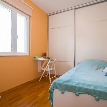 3 Beaches With Free Parking Apartment *