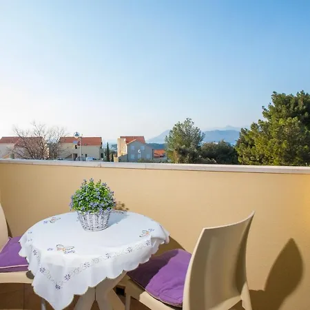 3 Beaches With Free Parking Apartment *