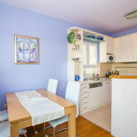 3 Beaches With Free Parking Apartment Dubrovnik