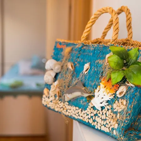 3 Beaches With Free Parking *