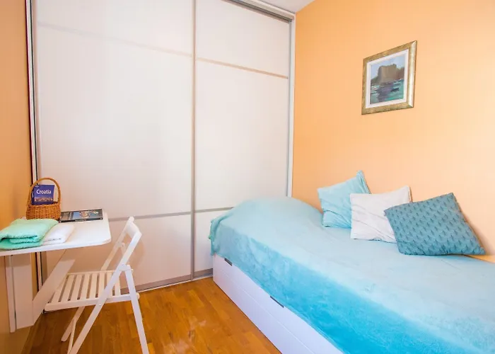 3 Beaches With Free Parking Apartment