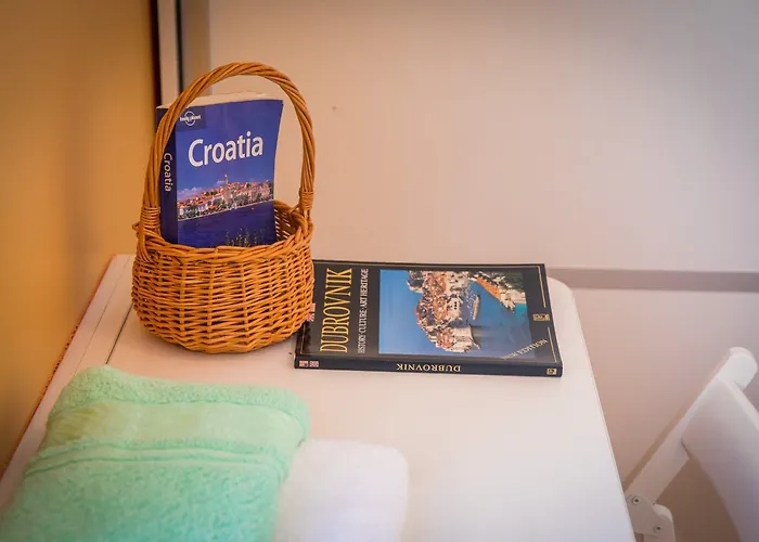 3 Beaches With Free Parking Apartment