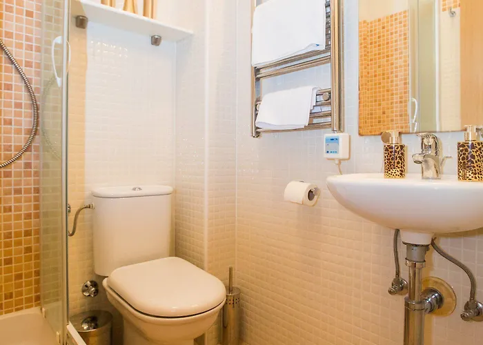 3 Beaches With Free Parking *