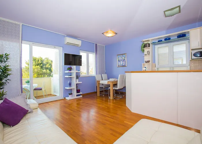 3 Beaches With Free Parking Apartment